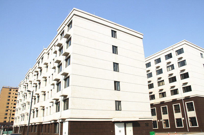 The apartment building is close to the company's residence, which is very convenient for commuting to get off work